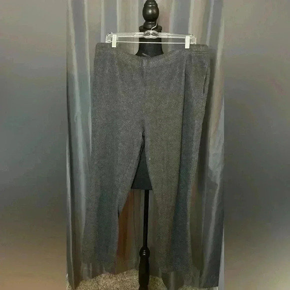 14. Old Navy Men’s Grey Fleece Sweats, L - Picture 1 of 3